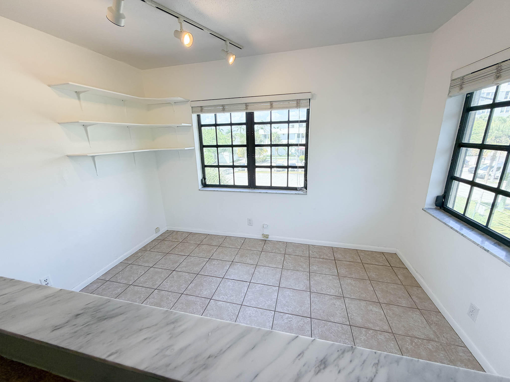 917 Ne 16th Avenue - Photo 11