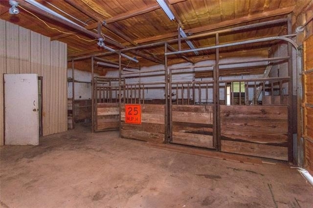 213 Conveyor Drive - Photo 31