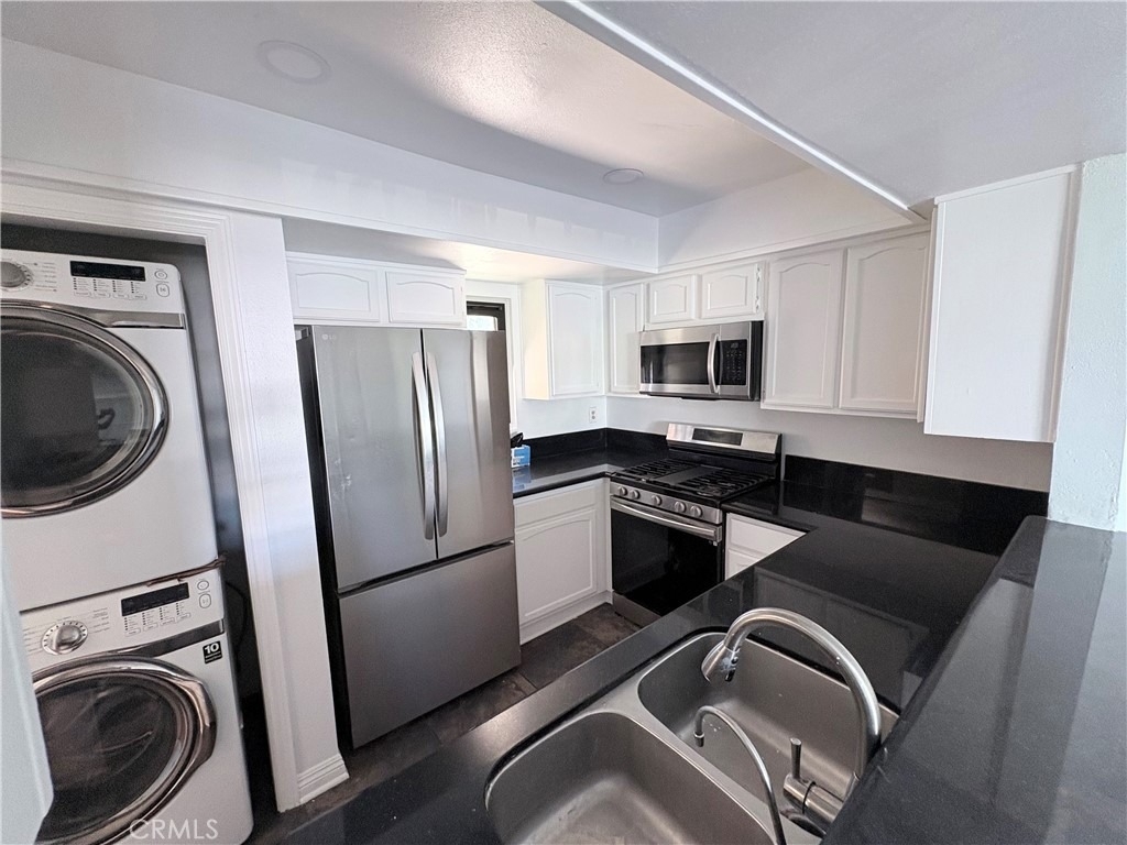 2480 Penmar - Photo 7
