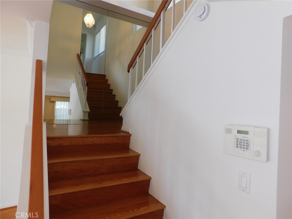 7 Lakeview - Photo 22