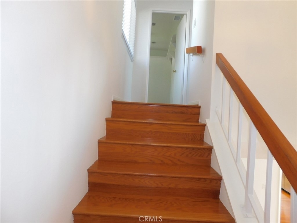 7 Lakeview - Photo 23