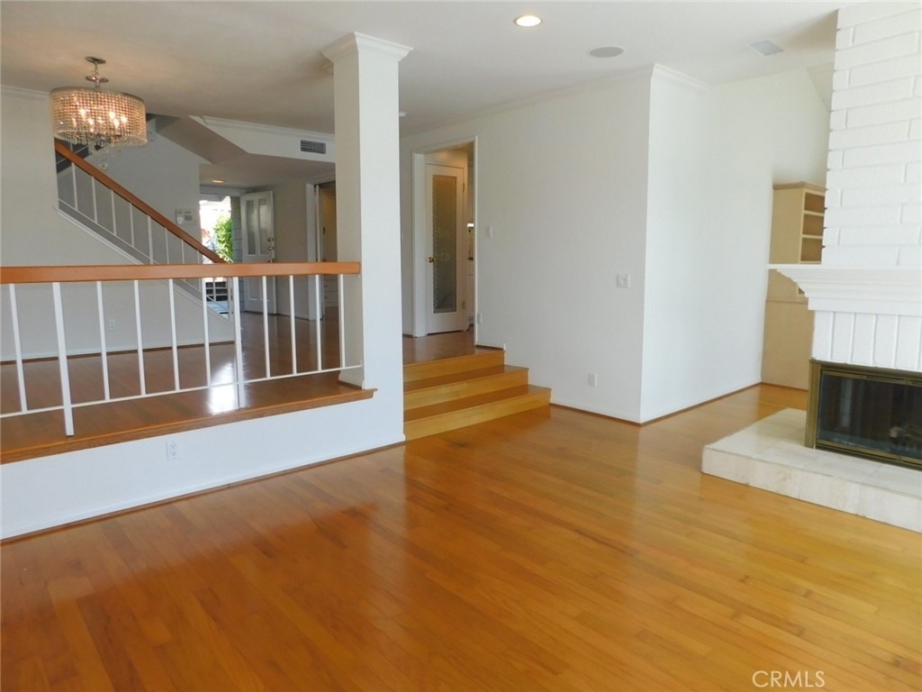 7 Lakeview - Photo 18