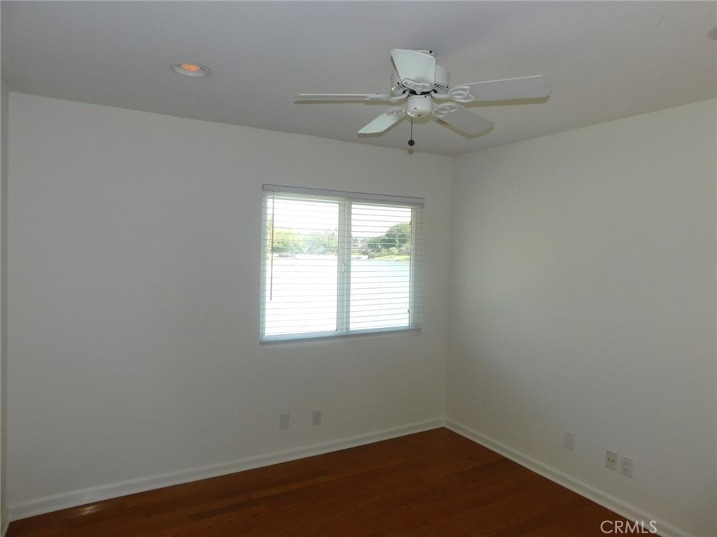 7 Lakeview - Photo 30