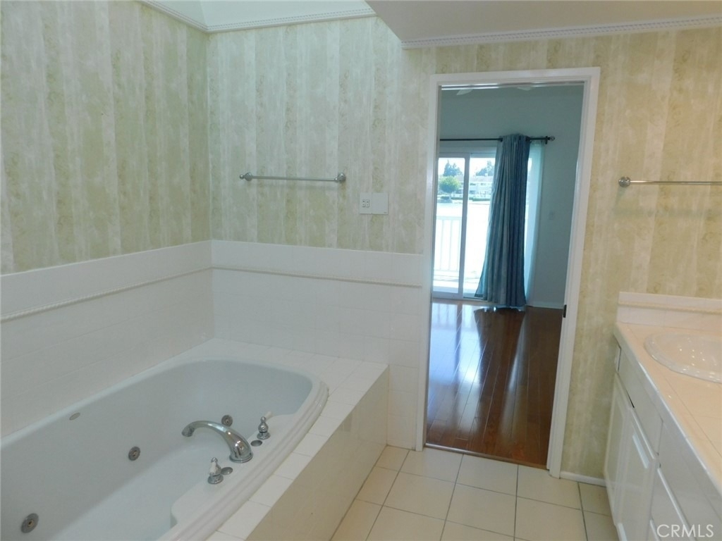 7 Lakeview - Photo 43