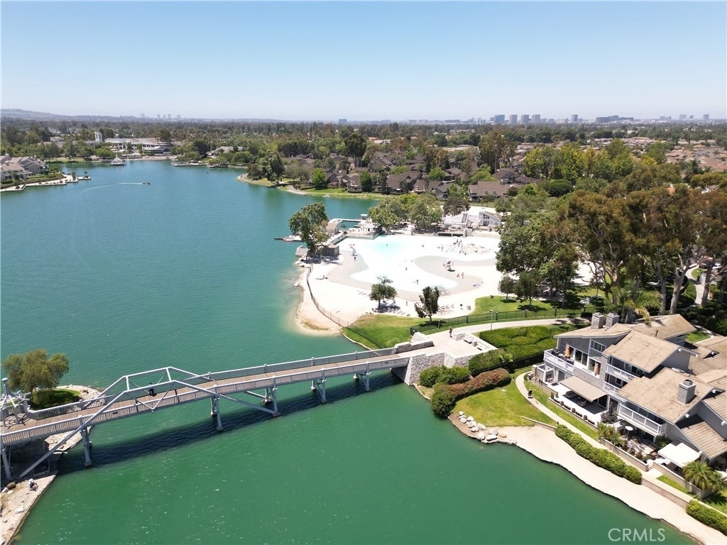 7 Lakeview - Photo 3