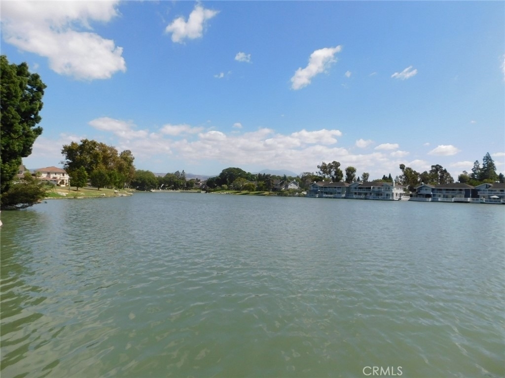 7 Lakeview - Photo 50