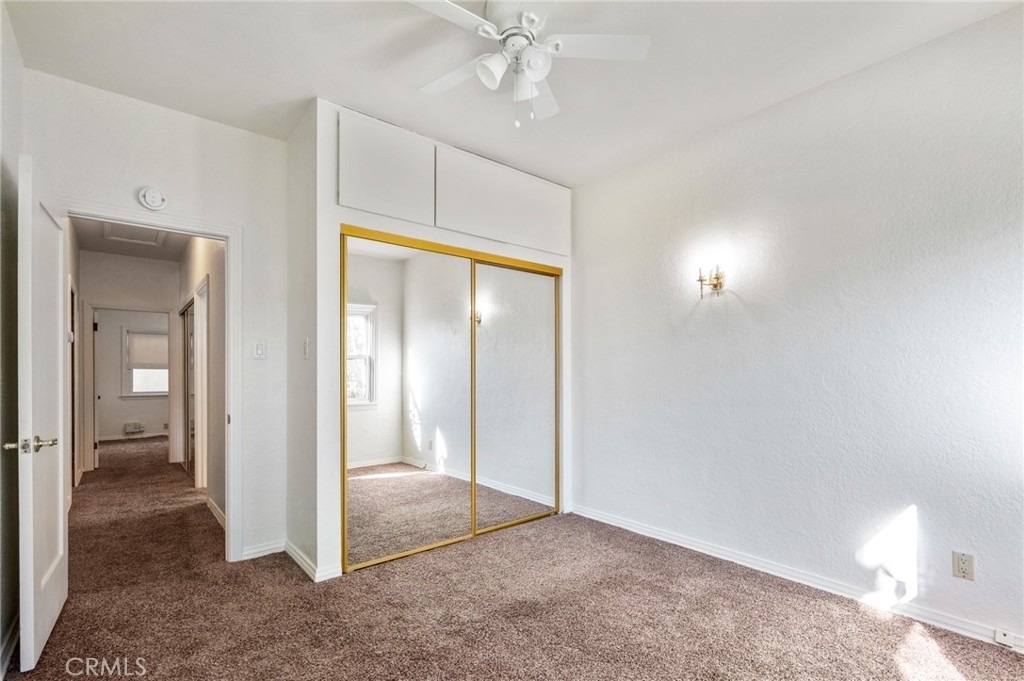 929 E 37th - Photo 24