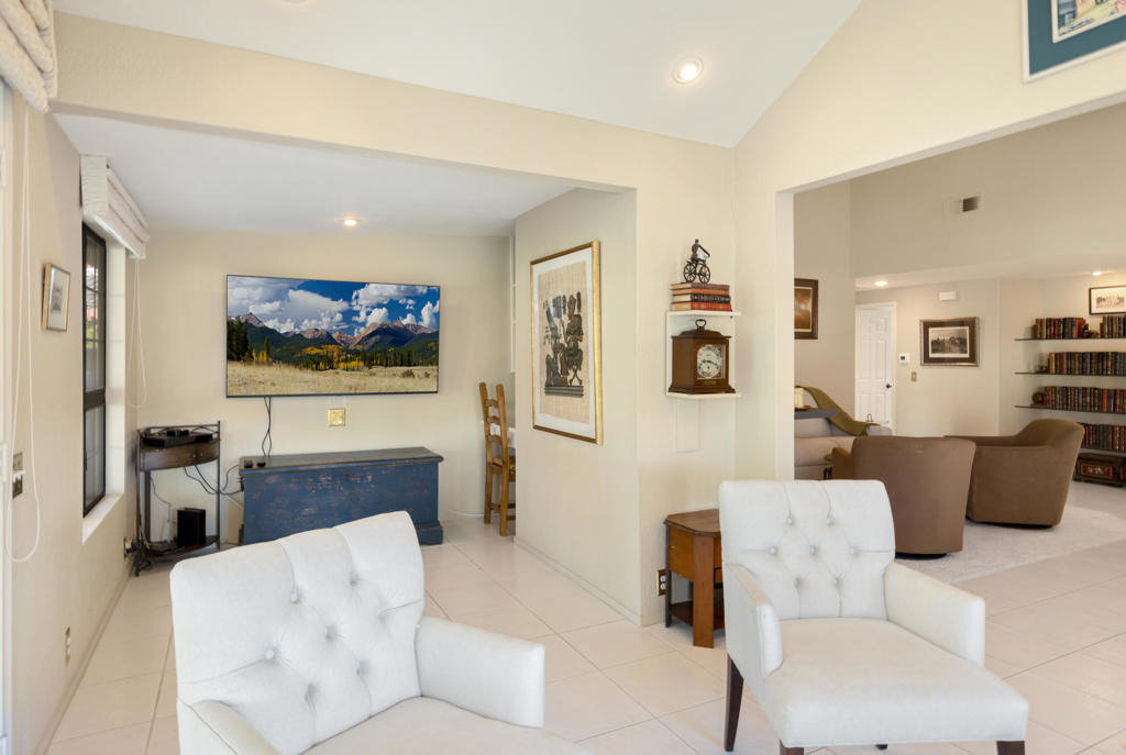 101 Avellino Circle - Photo 8