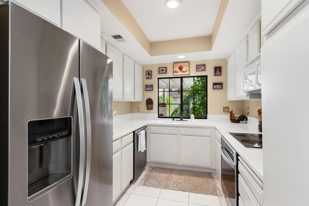 101 Avellino Circle - Photo 11