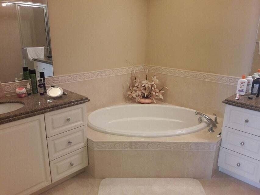 4 Harbour Isle Drive E - Photo 16