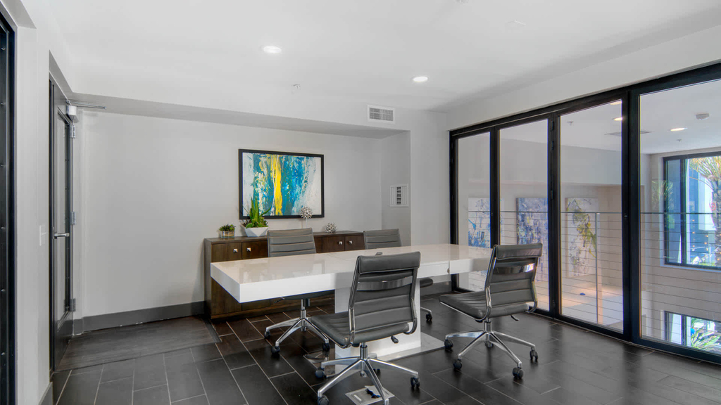5560 Lexington Ave - Photo 33
