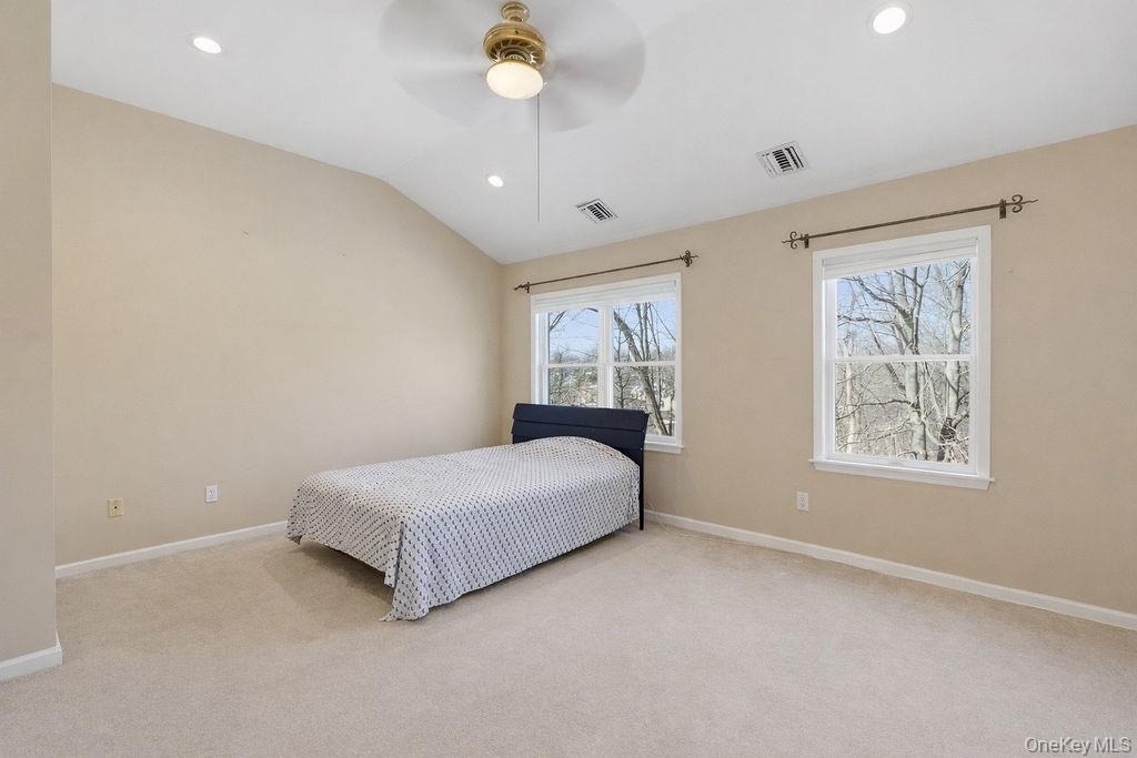 305 Glenwood Drive - Photo 24