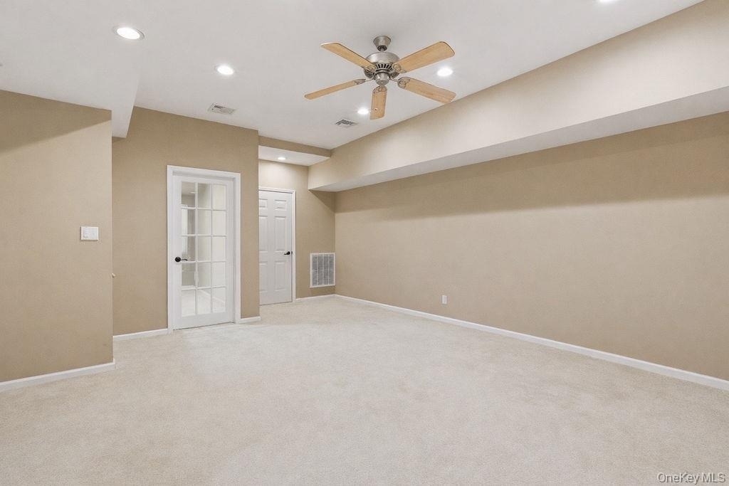 305 Glenwood Drive - Photo 23
