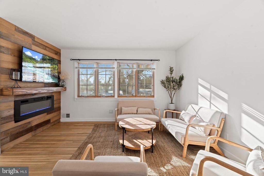 209 Front Street - Photo 6
