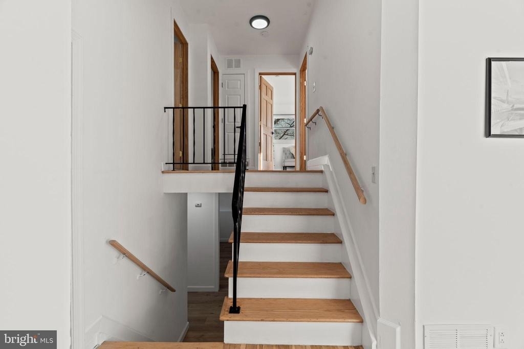 209 Front Street - Photo 7