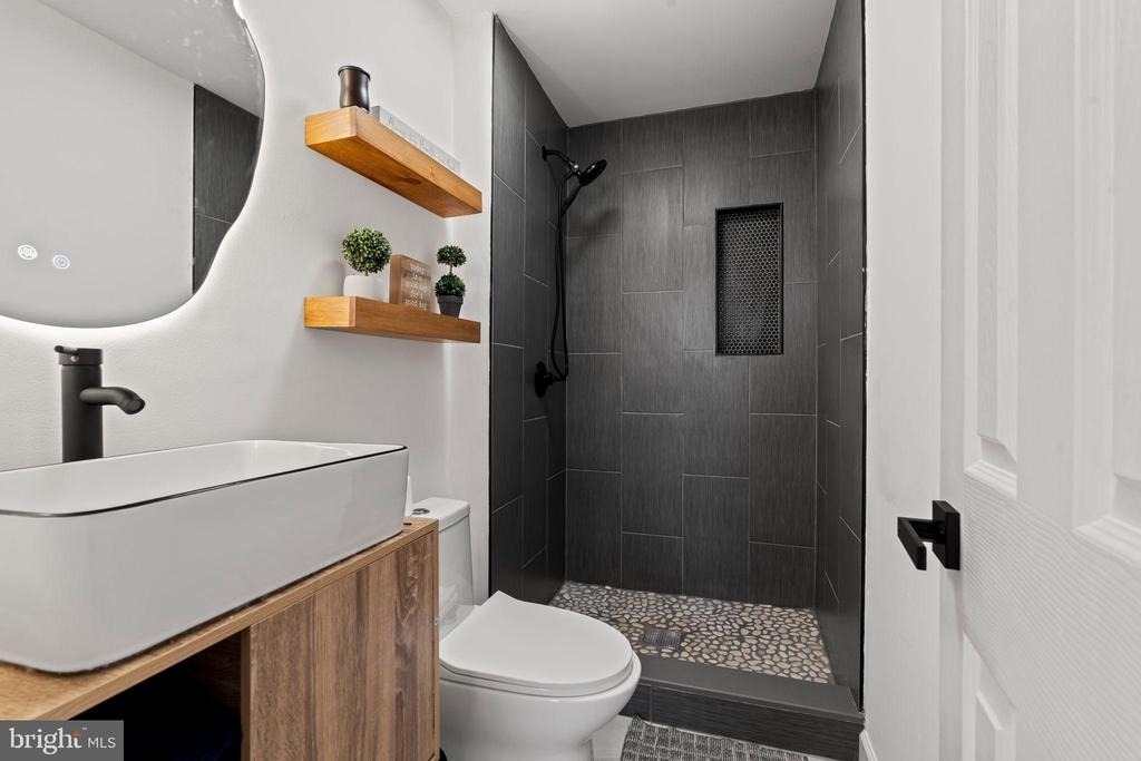 209 Front Street - Photo 13