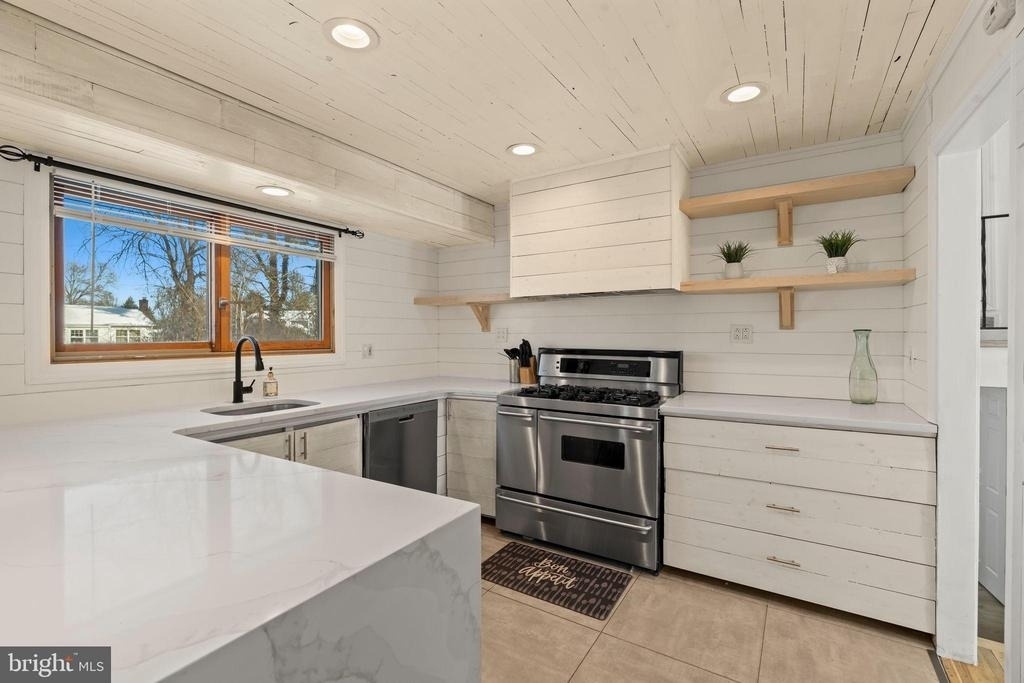 209 Front Street - Photo 31