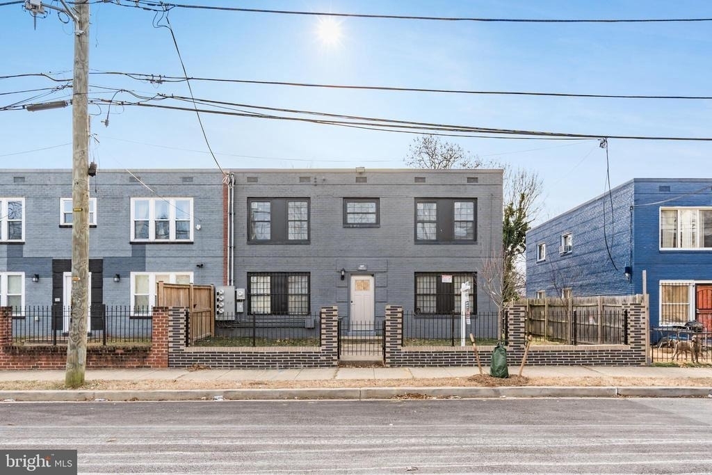 1619 Butler Street Se - Photo 0