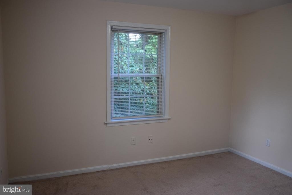 2057 38th Street Se - Photo 35