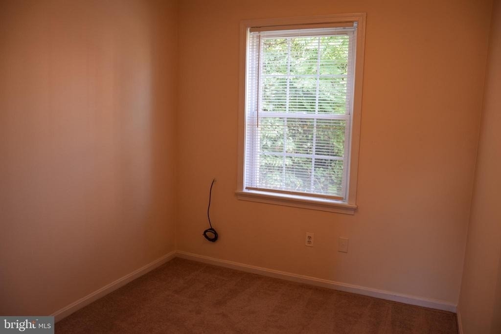 2057 38th Street Se - Photo 22
