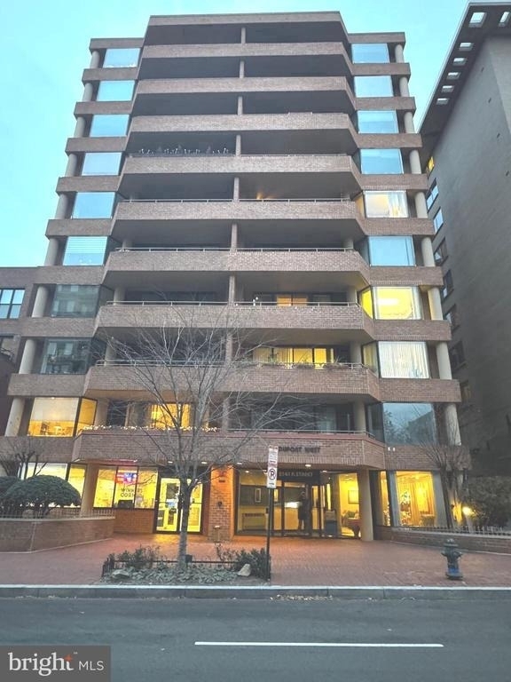 2141 P Street Nw - Photo 1