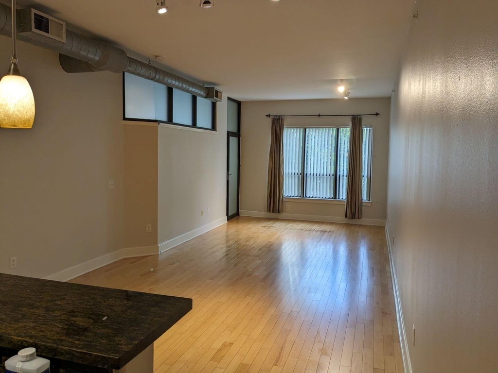 1901 Post Oak Boulevard - Photo 4