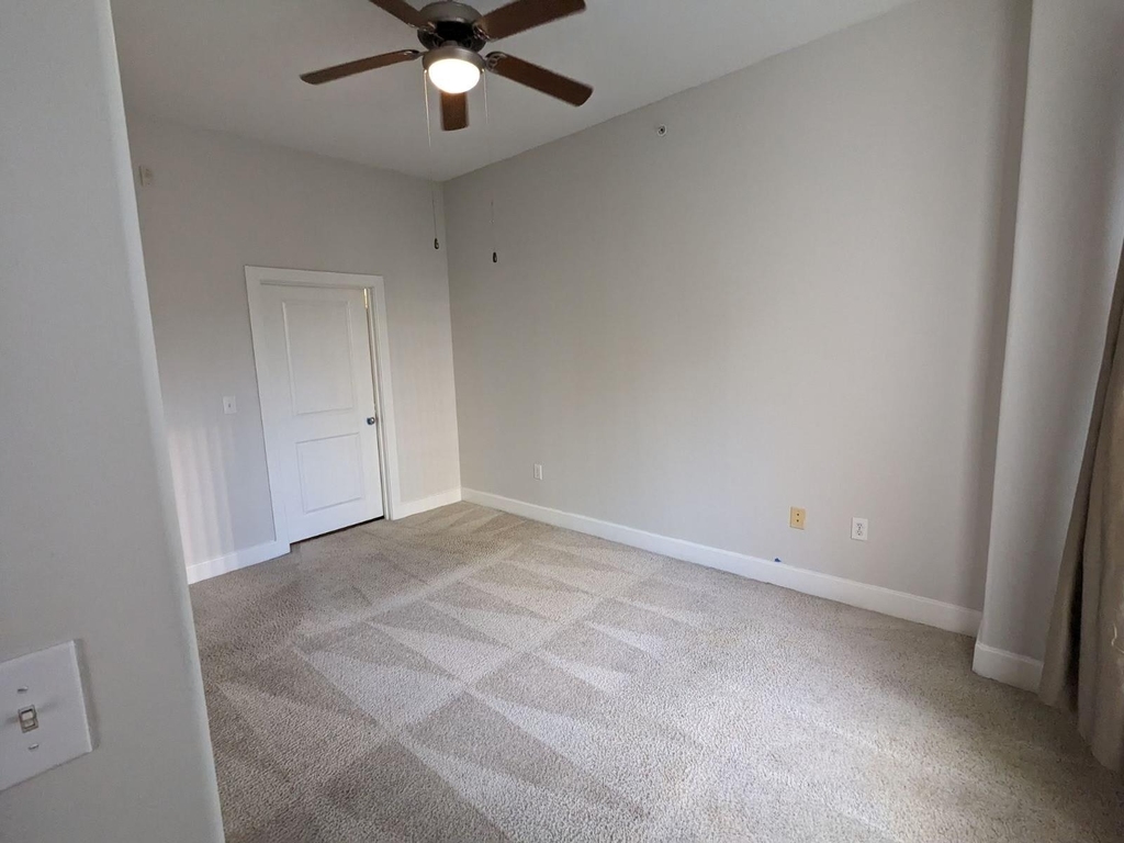 1901 Post Oak Boulevard - Photo 6