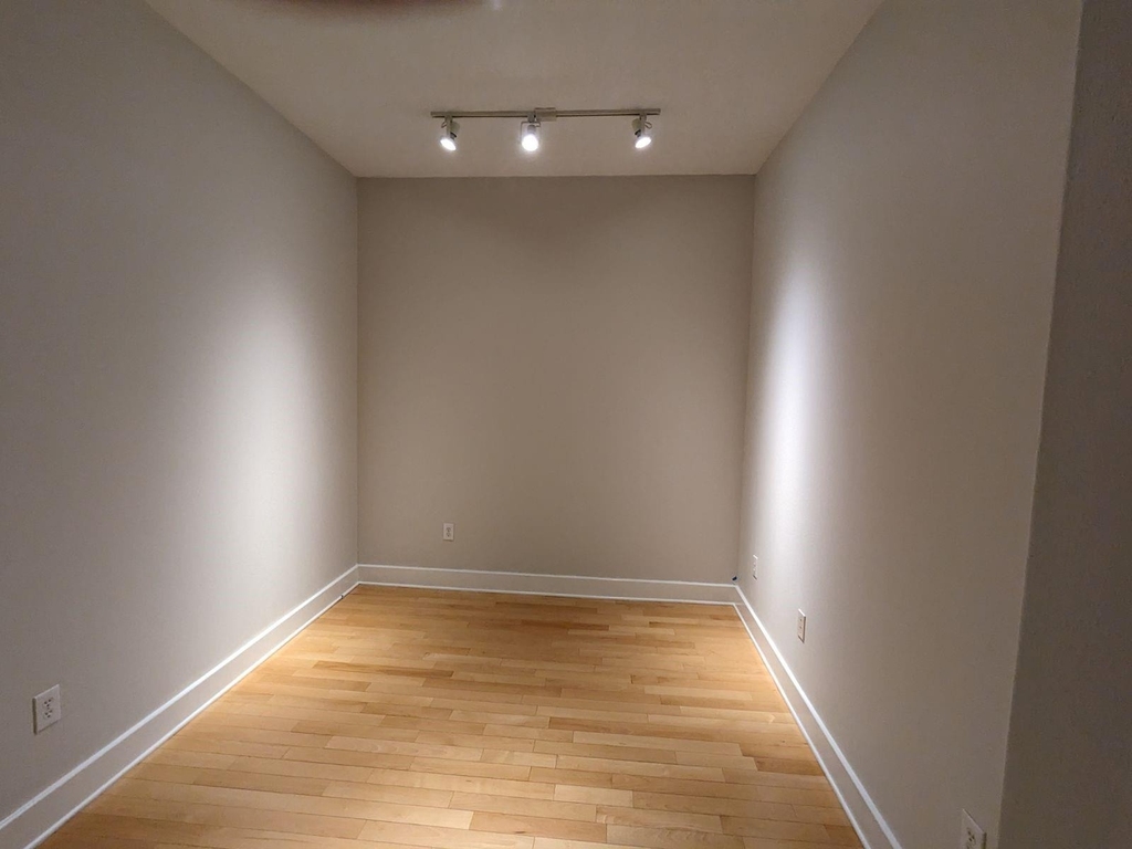 1901 Post Oak Boulevard - Photo 5