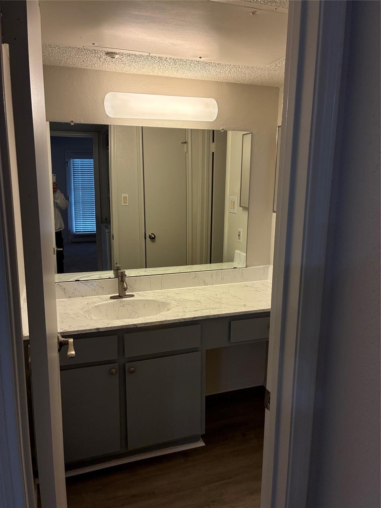 2121 Hepburn Street - Photo 12