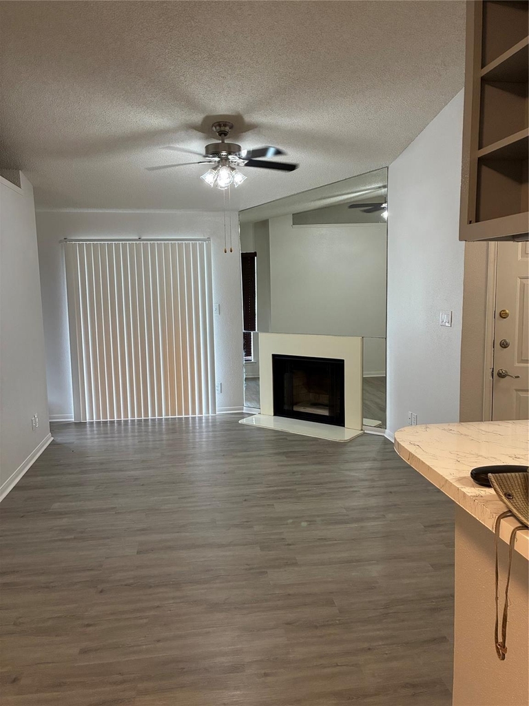 2121 Hepburn Street - Photo 10
