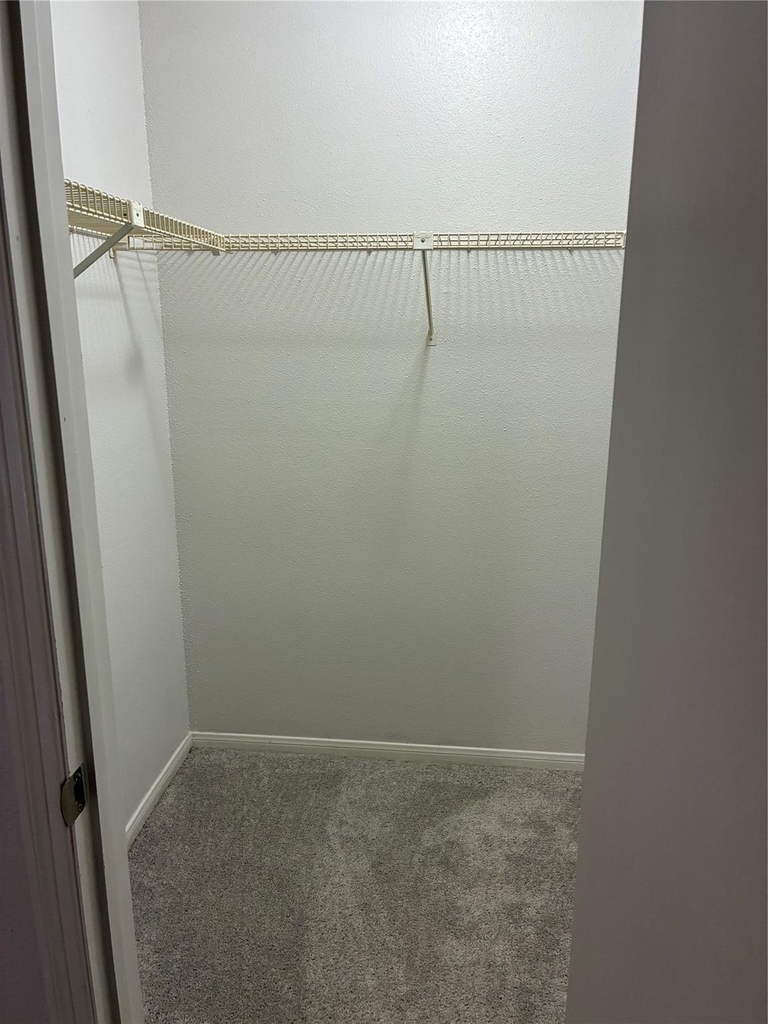 2121 Hepburn Street - Photo 22