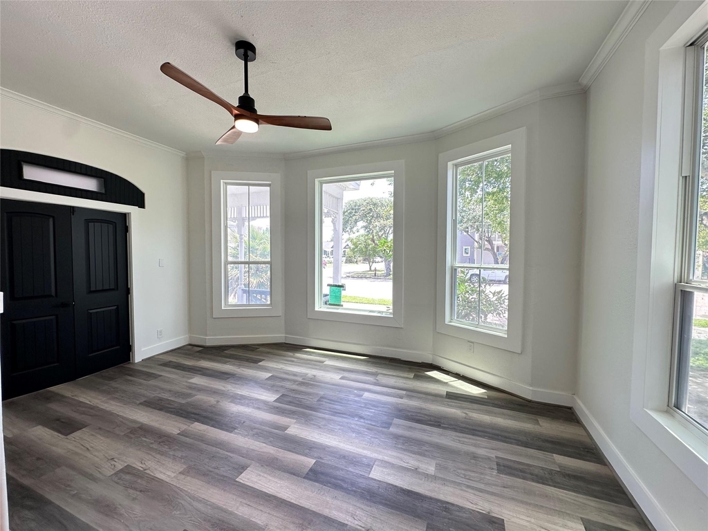 2001 29th Street - Photo 8