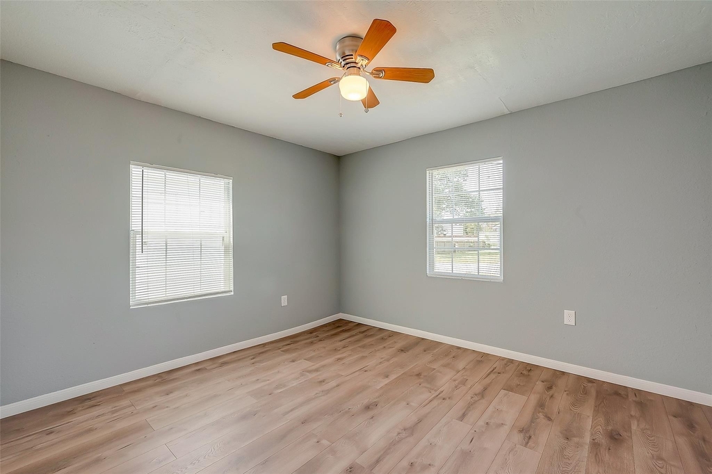 6823 Goforth Street - Photo 20