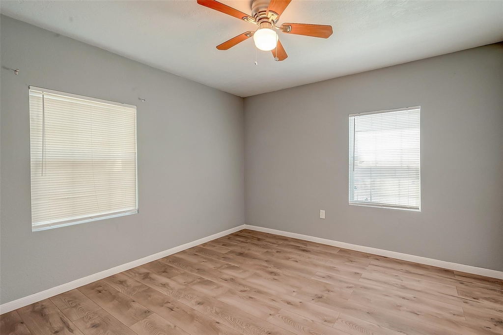 6823 Goforth Street - Photo 16