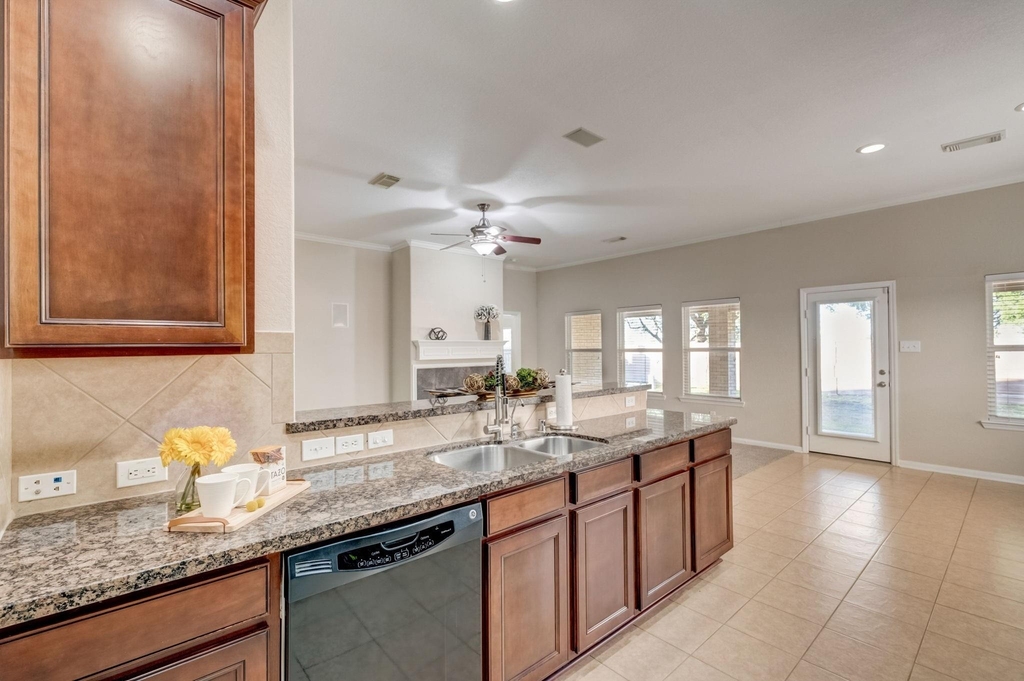 7219 Palmito Ranch Drive - Photo 20