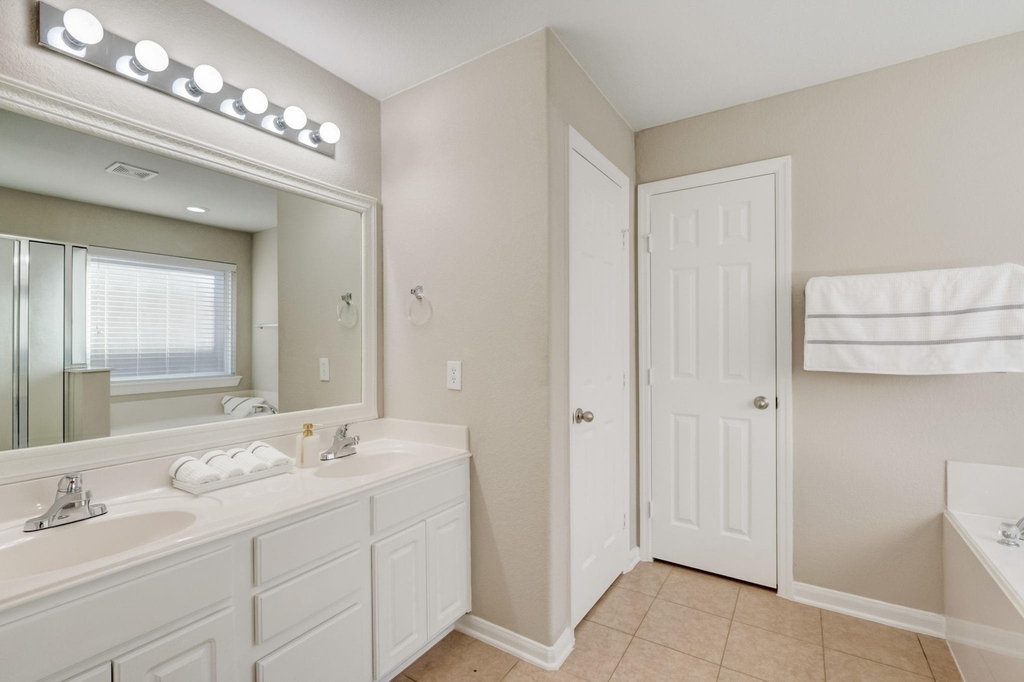 7219 Palmito Ranch Drive - Photo 29