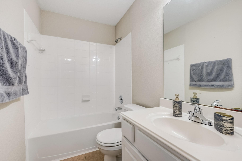 7219 Palmito Ranch Drive - Photo 9