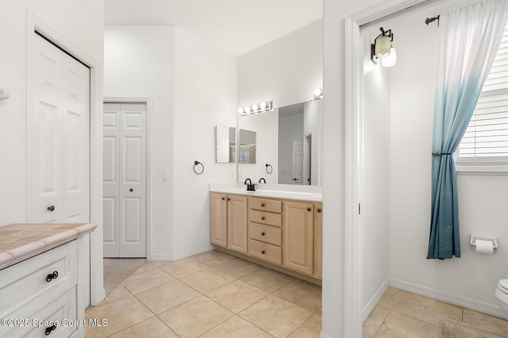 379 Pentland Drive - Photo 13