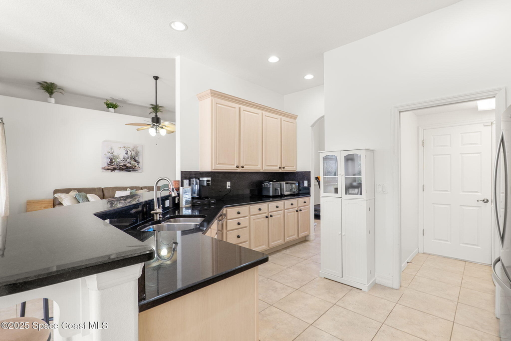 379 Pentland Drive - Photo 16