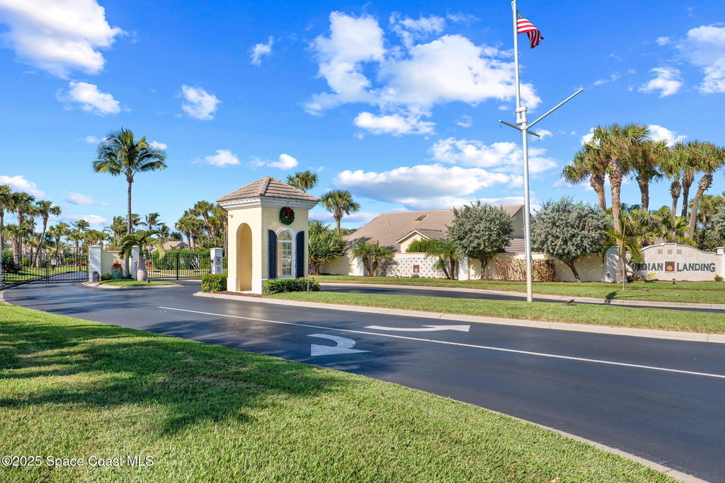 379 Pentland Drive - Photo 35