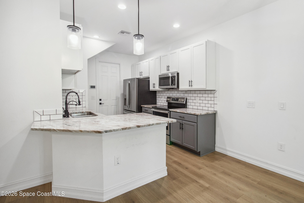 1430 Isabella Drive - Photo 3