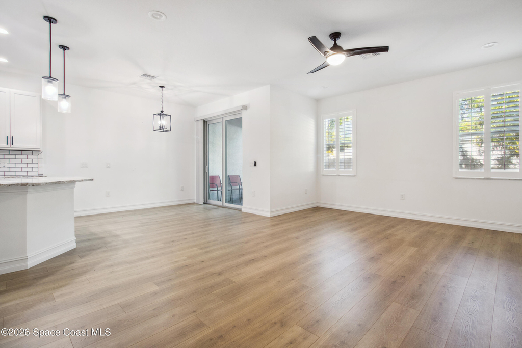1430 Isabella Drive - Photo 2