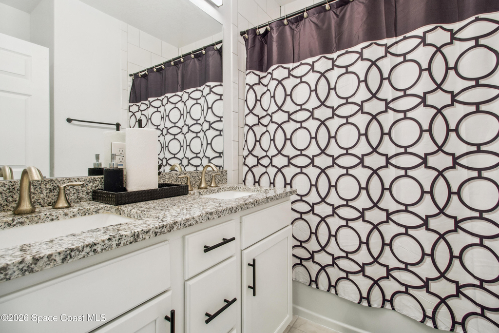 1430 Isabella Drive - Photo 6
