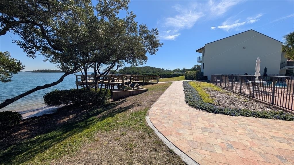 1515 Pinellas Bayway S - Photo 32