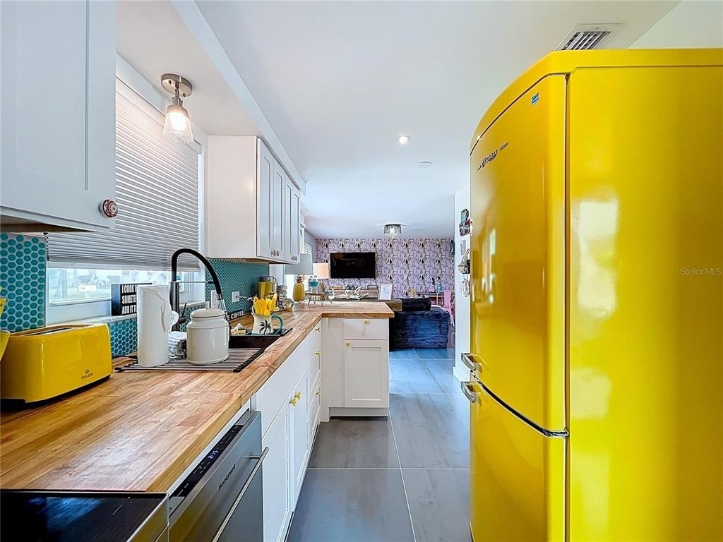 304 29th Street - Photo 9