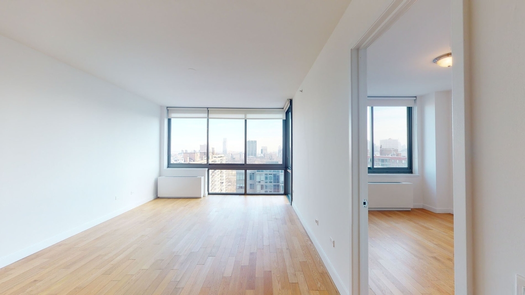 808 Columbus Ave - Photo 1
