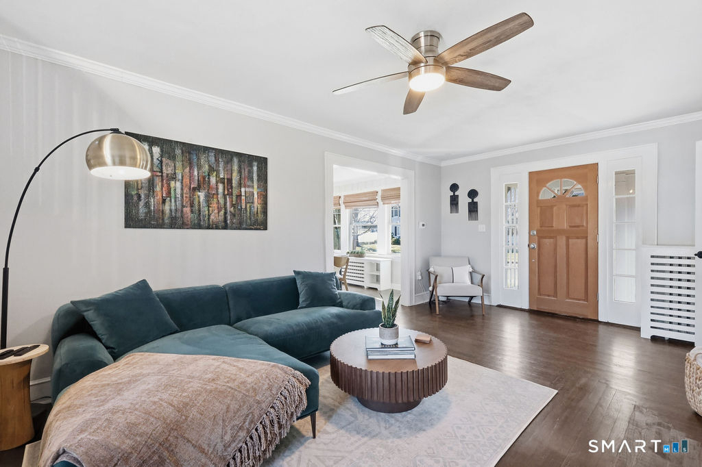 82 Miller Avenue - Photo 3