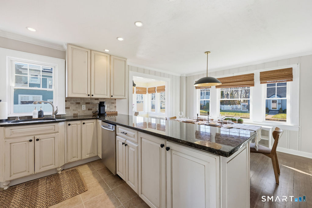 82 Miller Avenue - Photo 13