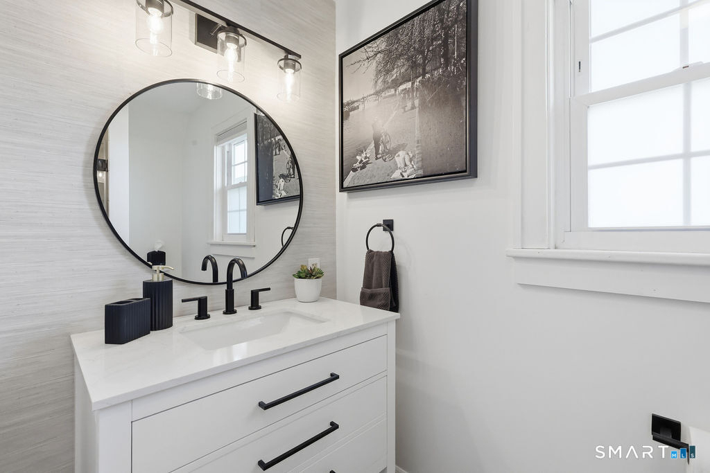 82 Miller Avenue - Photo 17