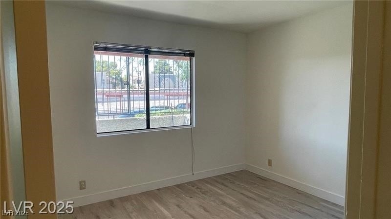 1701 E Katie Avenue - Photo 18